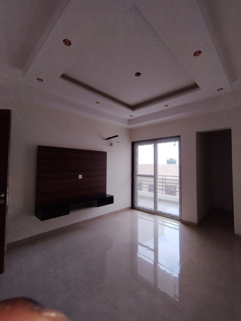 4BHK, 360 Sq. Yards, Available in Sector-46