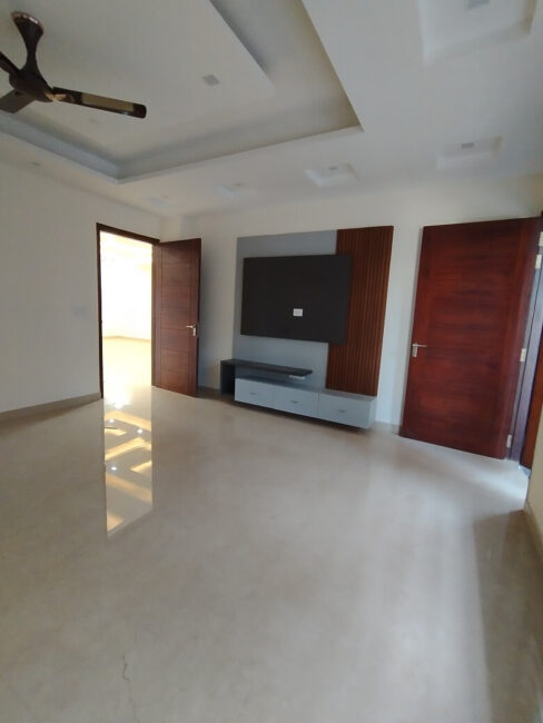 4BHK, 535 Sq. Yards, Available in Sector-21C