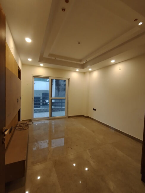 Luxurious 4BHK, 350 Sq. Yards, Available in Sector-21C